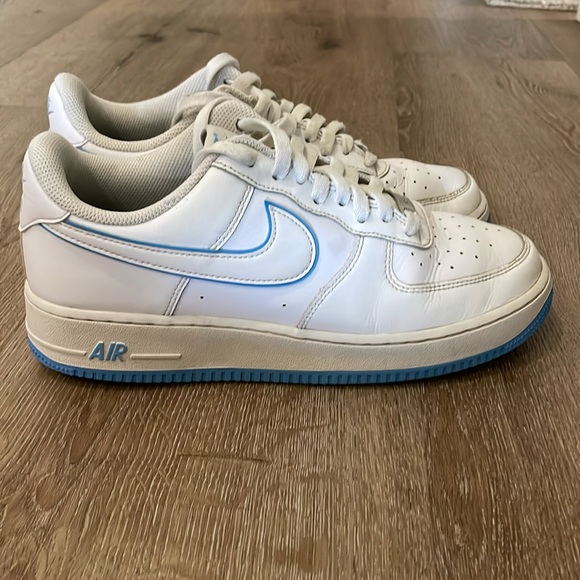 Men’s Nike Air Force 1 shoes - Picture 3 of 7